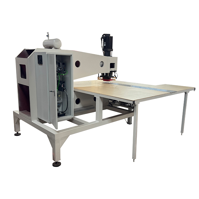 Equipamento de remendo de folheado central de alto desempenho para produção eficiente